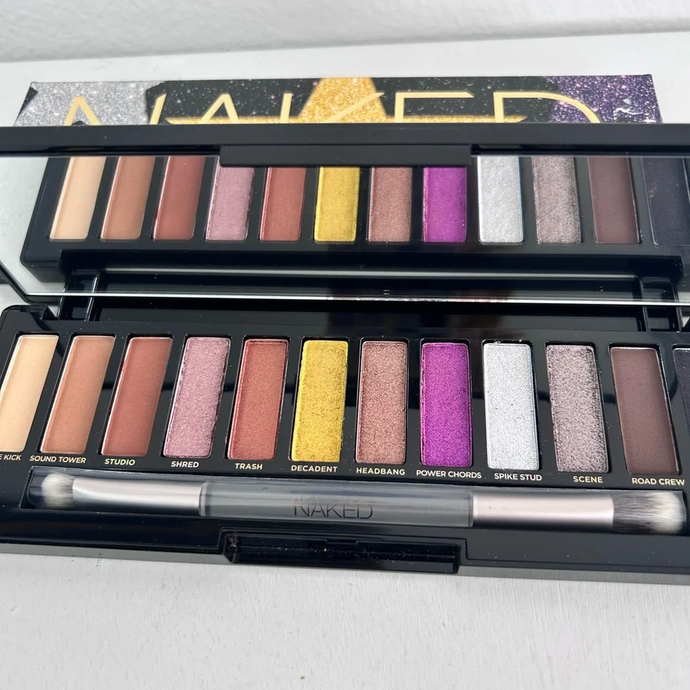 Urban Decay Naked Metal Mania 12 Eye Shadow Palette with double side applicator